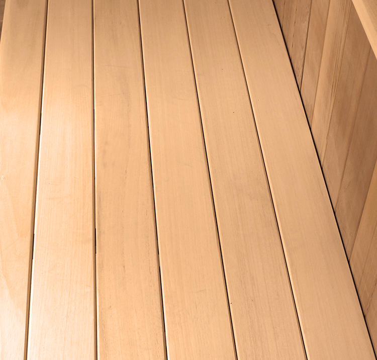 Sauna Eccolo fabriqué avec des matériaux de qualité du bois d'Abachi massif, cèdre rouge